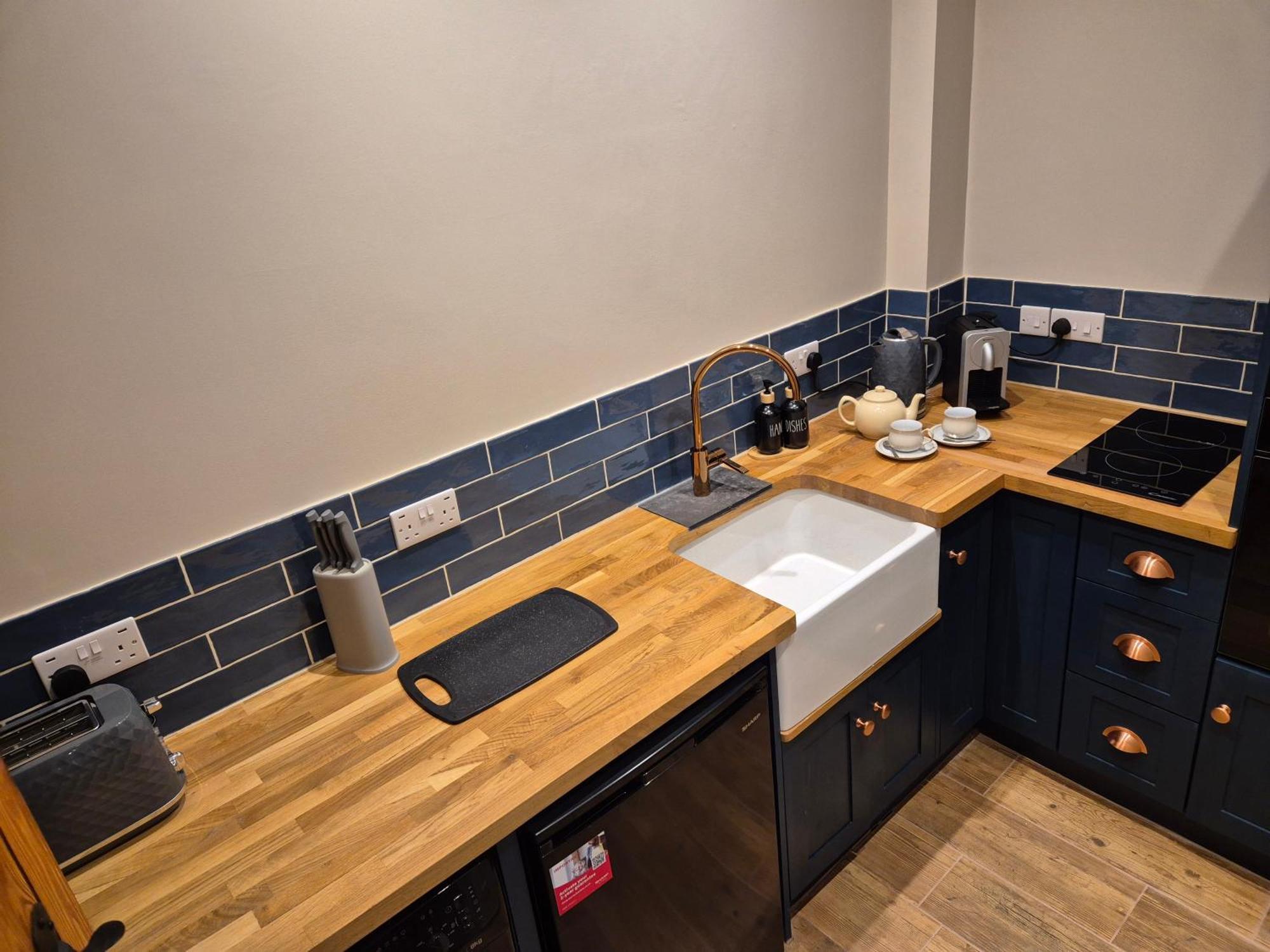 Charming 1 Bed Peak District Barn Conversion Foolow Extérieur photo